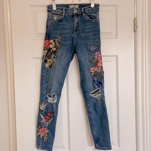 Topshop Embroidered Jamie Jeans